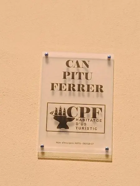 Can Pitu Ferrer contacts